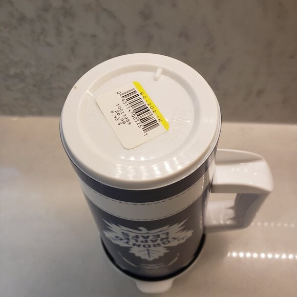 Brand new 2019 Tim Hortons Toronto Maple Leafs Plastic travel mug - Picture 5 of 5